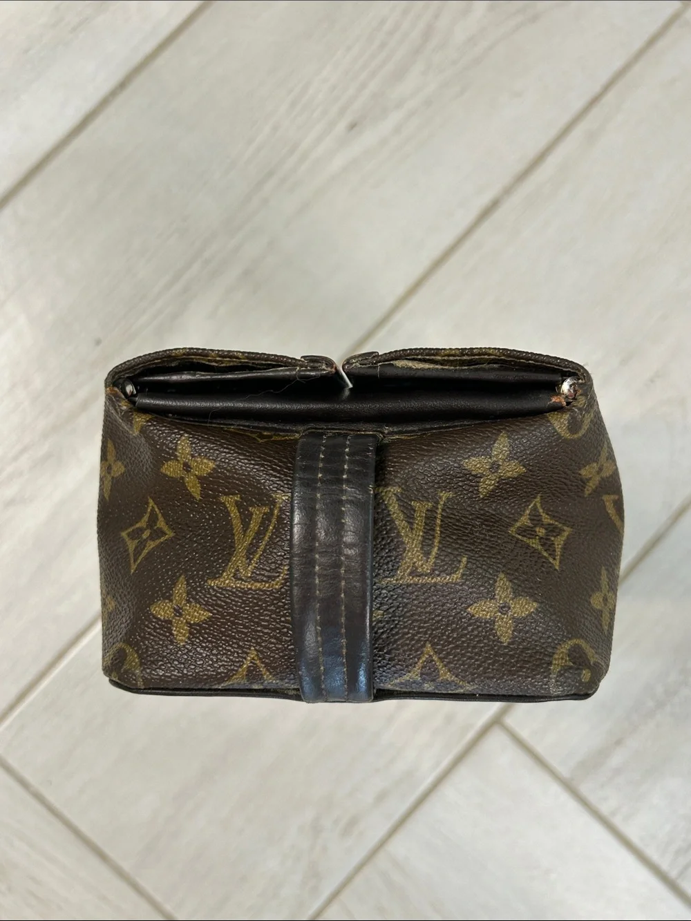 Louis Vuitton Dopp Kit Toiletry Bag Monogram Authentic Vintage